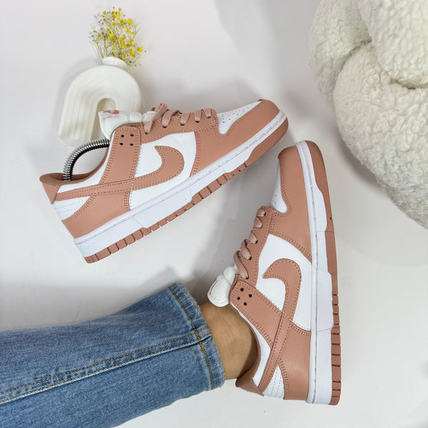 NK Dunk Low Rose Whisper – Estilo Suave en Rosa Nude y Blanco