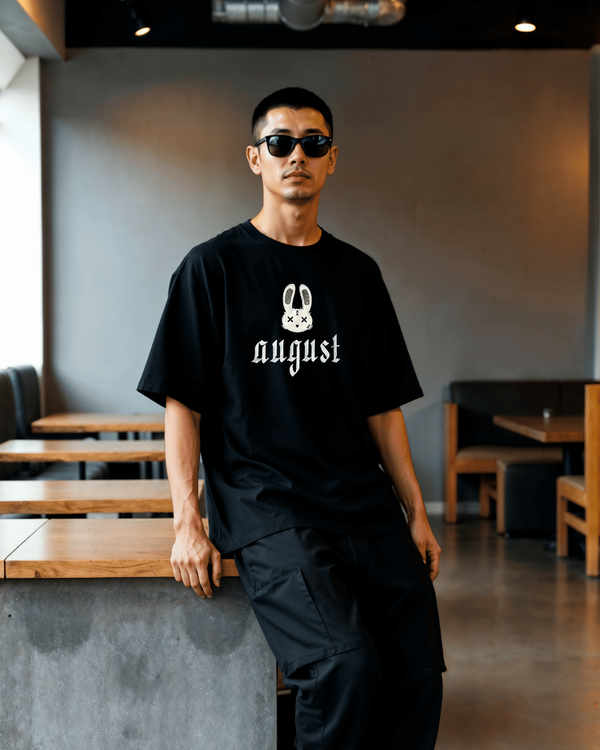 Camiseta Oversize Negra – August Estilo Street con Arte