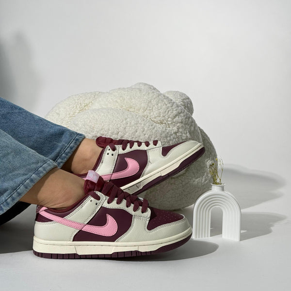 Zapatillas NK Dunk Low Burdeos-Rosa – Estilo Retro y Comodidad