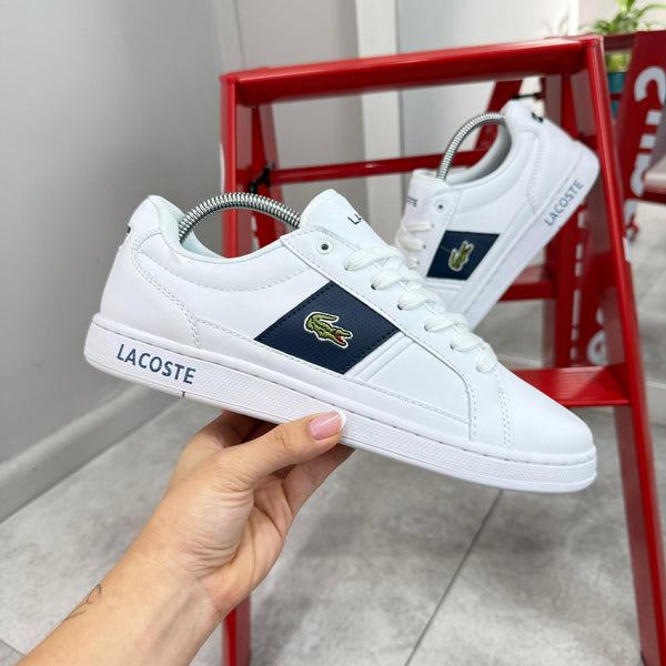 LCSTE Carnaby Evo – Elegancia Blanca con Toque Deportivo