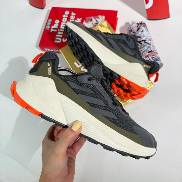 ADDS Terrex Soulstride – Trail Running y Estilo Outdoor