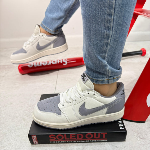 JDN 1 Low Gris/Blanco – Estilo Clásico con Toque Urbano