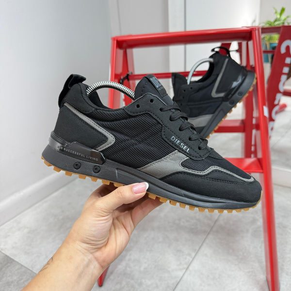 DSL Urban Runner Blackout – Estilo Minimalista con Actitud