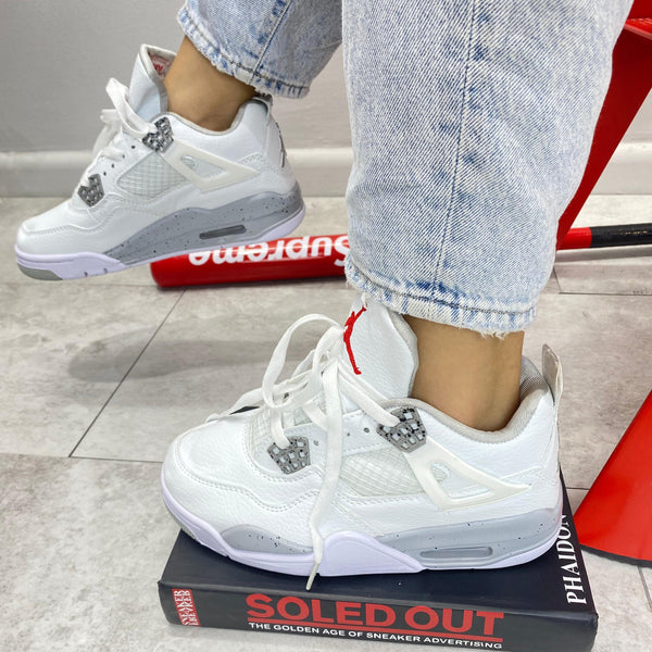 JDN Retro 4 White Cement – Clásico Indiscutible