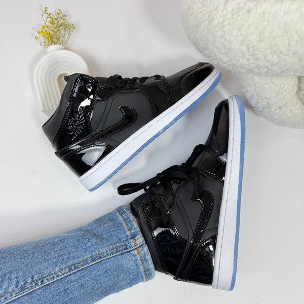 JDN 1 Mid Space Jam – Estilo Brillante y Legendario