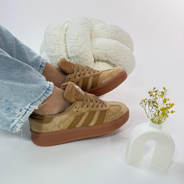 ADDS Samba Caramelo – Clásico Retro con Toque Moderno
